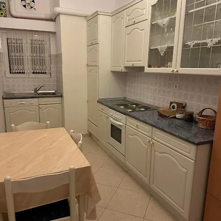 Billy's House At Town Apartment *